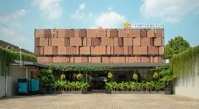 Masri Living By Daphna International Hotel Kejayan Exterior photo